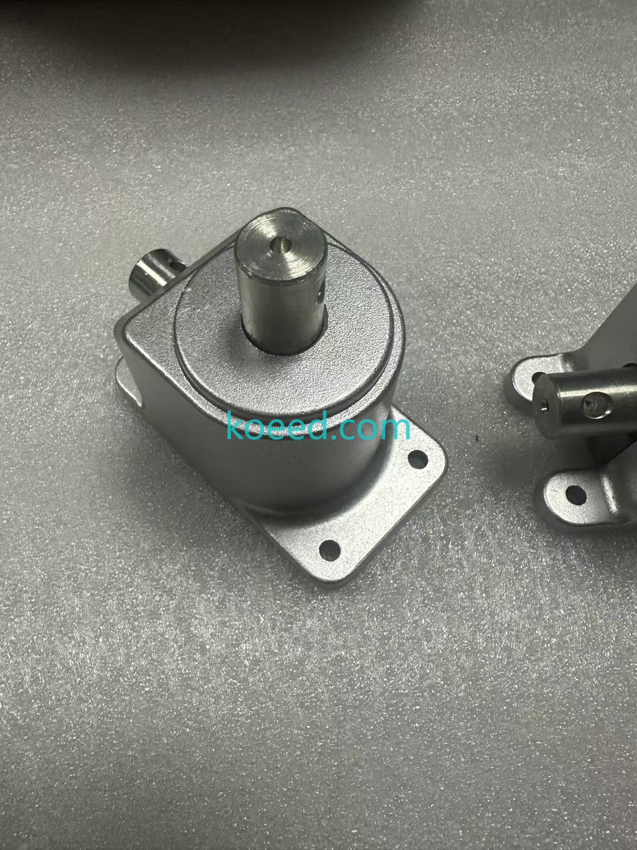 Right angle steering gear - Koeed Fashion View